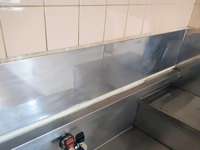 【30年の実績と確かな技術】お客様のお住まいを守る！1万件以上の施工実績ありサービスの画像