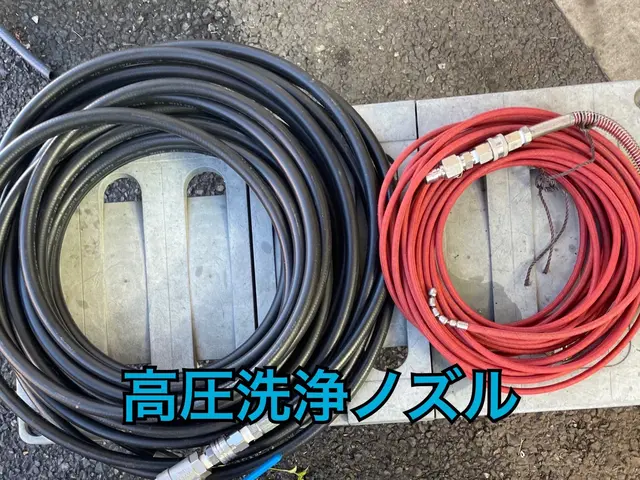 高性能エンジン式高圧洗浄機で、一律料金で作業致します。洗浄のプロにお任せ下さい！サービスの画像