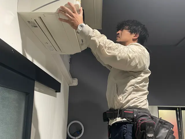 大手企業出身の自社スタッフが駐車場代負担！損害保険加入済みで営業時間外も対応可能サービスの画像