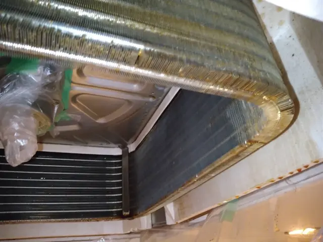 ★冷房機能復活★埋込・業務用エアコンを綺麗にして効率よく使用！複数台でお得に！サービスの画像