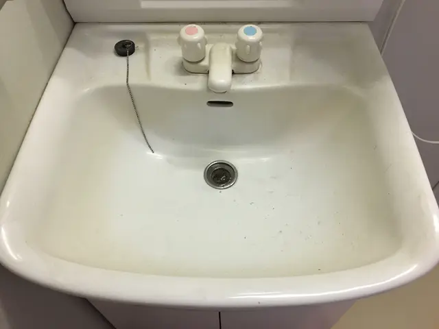 【11/4〜予約可】朝の始まりは綺麗な洗面台で気持ち良く！非喫煙者がお伺いしますサービスの画像