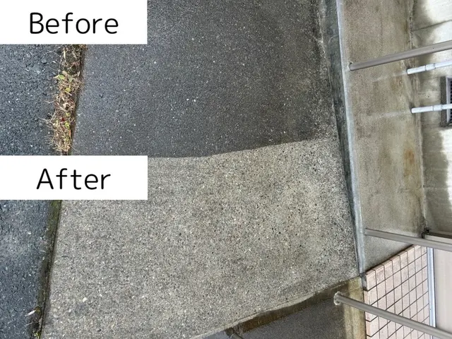 駐車場の黒ずみ汚れを高圧洗浄で綺麗にします！サービスの画像