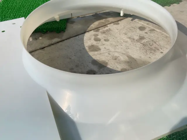 定期洗浄で寿命延長◆業務用エアコンを徹底清掃し省エネ効果でコスト軽減に貢献サービスの画像