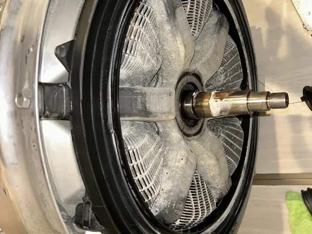 ★電気工事士資格有★固着した洗濯槽もほぼ外せます★温和な性格の店長です！サービスの画像