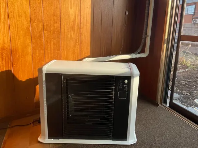 FFストーブの取付、取外しサービスの画像