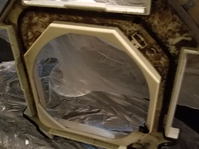 今だけ価格！禁煙、電気工事士がお伺い！保険加入　paypay使えますサービスの画像