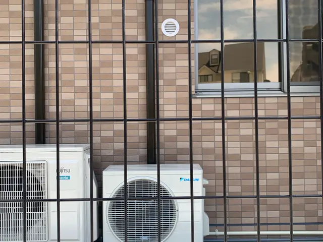 第一種電気工事士による業務用エアコン、ルームエアコン新設、移設工事お任せ下さい！サービスの画像