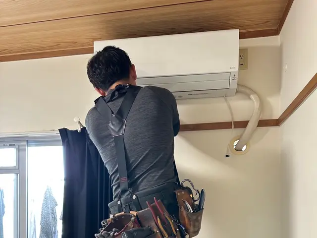 工事はもちろん!! 雑談も店長が担当です( ^ω^ )v ☆処分無料☆サービスの画像