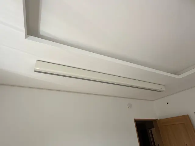 カーテンレール・ブラインド・ロールスクリーン 　オーダー・取り付けサービスの画像