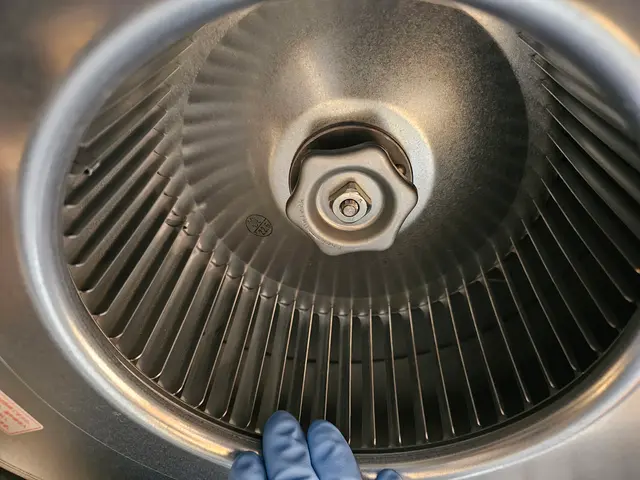 【都内口コミ高評価店舗】損害保険加入。頑固な汚れも作業可能。渋谷区より伺います！サービスの画像