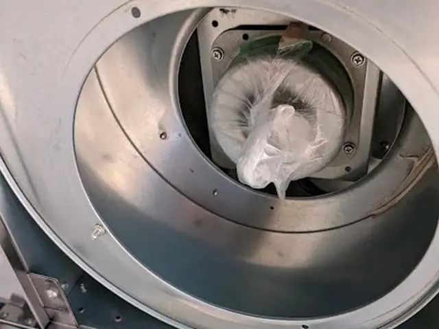 ★頑固な油汚れを徹底的に洗浄します！換気効率アップ！PayPay決済可サービスの画像