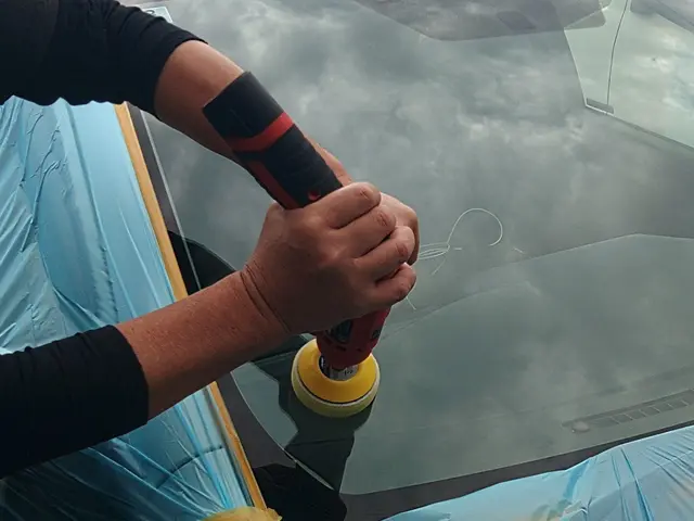 ウィンスーパーウォッシュ　丁寧に隅々まできっちり洗車致します。サービスの画像