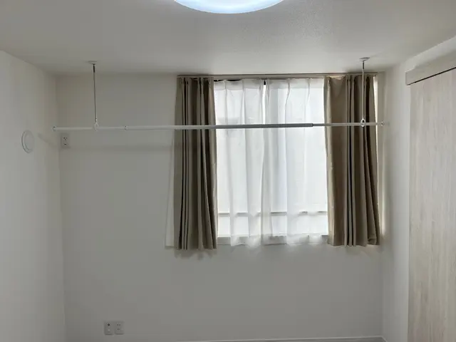 室内物干し取り付けサービスの画像