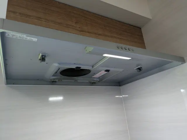 リピーター多数/損害保険加入で安心・安全の当社へお任せください。夜間土日祝日OKサービスの画像