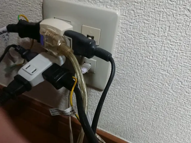 【配管内配線工事】LAN･TEL配線工事【通信工事業界で年間700件の実績】サービスの画像