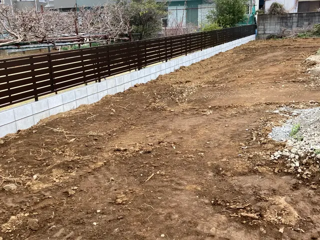 目隠しフェンス　ブロックフェンス工事サービスの画像