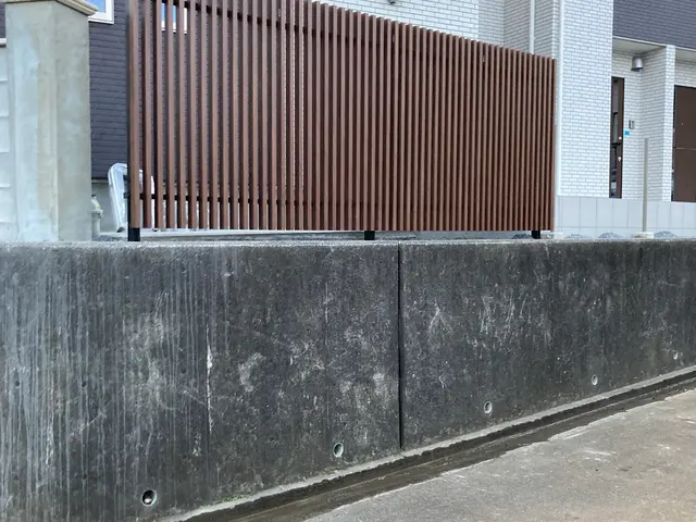 目隠しフェンス　ブロックフェンス工事サービスの画像