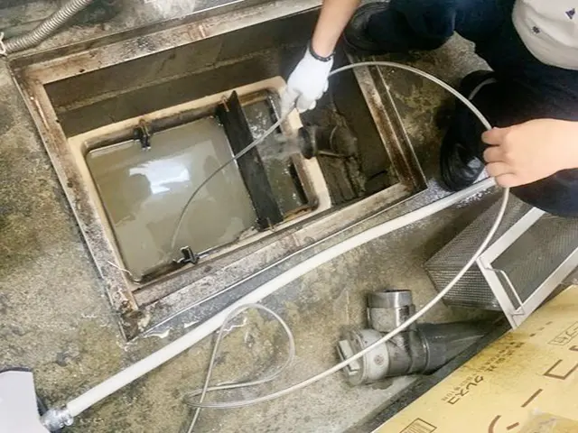 【配管洗浄】緊急時、配管詰まり、グリストラップも対応可能です！サービスの画像