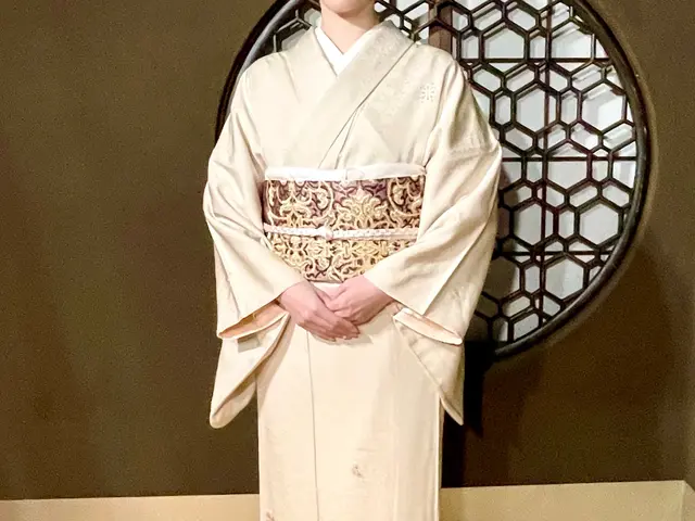 女性スタッフがお伺い◎お子様・振袖・訪問着などの着付けに定評があります！