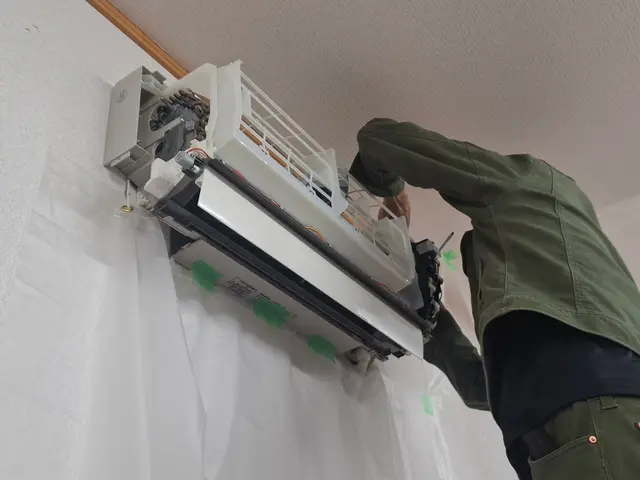 【カビ臭スッキリ◎】室外機洗浄+防カビ無料！　キャンペーン価格中サービスの画像