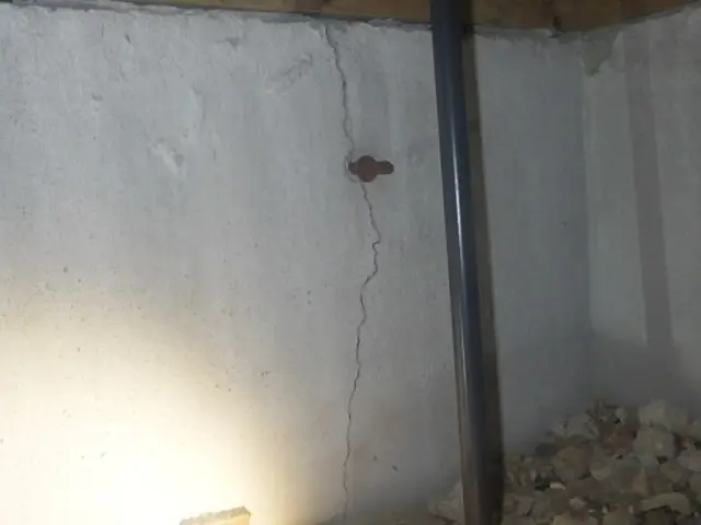 住宅基礎コンクリートひび割れ補修専門◆クレカ・QR決済◆口コミでQUOカード進呈サービスの画像