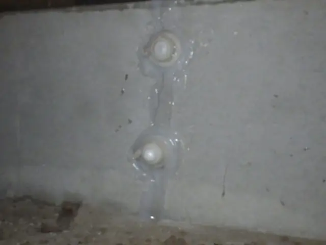 住宅基礎コンクリートひび割れ補修専門◆クレカ・QR決済◆口コミでQUOカード進呈サービスの画像