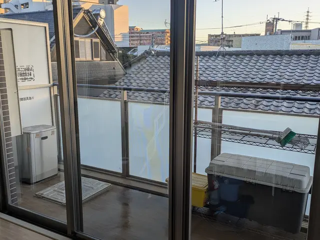 ◇吹き抜け天窓の清掃、カビ取り、窓をピカピカにするのが得意です(^^)vサービスの画像