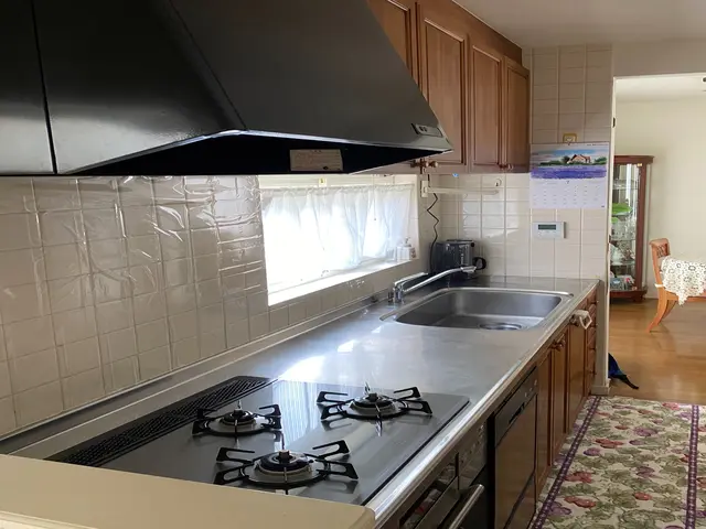 男女2人体制で作業させて頂きます◎損害保険加入済み◎対応地域外もご相談ください。サービスの画像