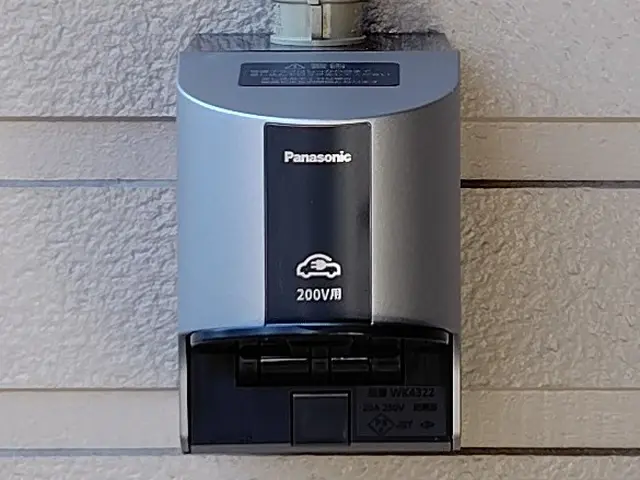 EVコンセント、電気工事ならお任せ下さい。施工後、安心快適サービスの画像