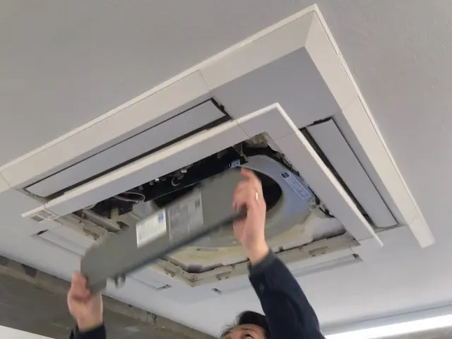 埋め込みエアコンクリーニング本業対応！綺麗を約束、自信あります。サービスの画像