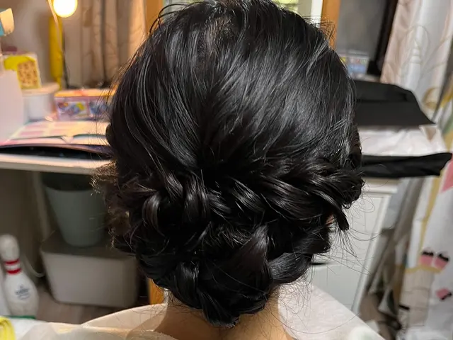 和装アップ＆可愛いゆるふわセットも得意◎着付けと同時予約は−2000円致します！サービスの画像