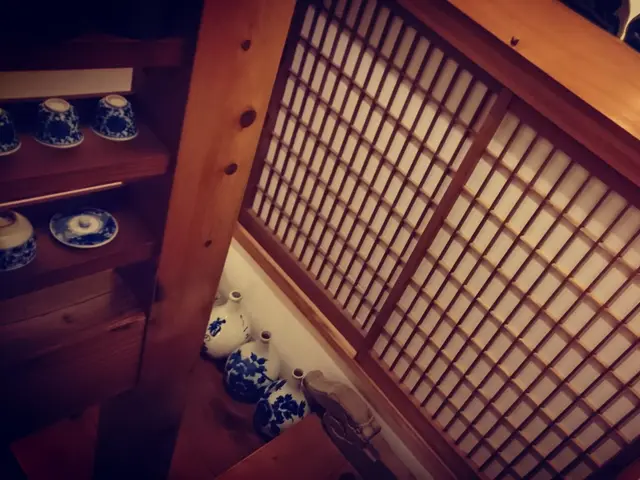 【ちょっと割高】たった数年でまた張替えないといけない、なんてことを避けたい方へサービスの画像