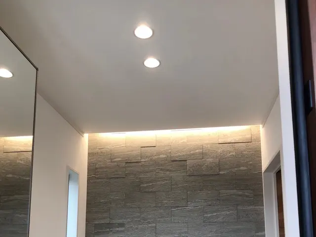 第一種電気工事士＊大手住宅メーカーでの実績を活かし、確実丁寧な施工をお約束しますサービスの画像