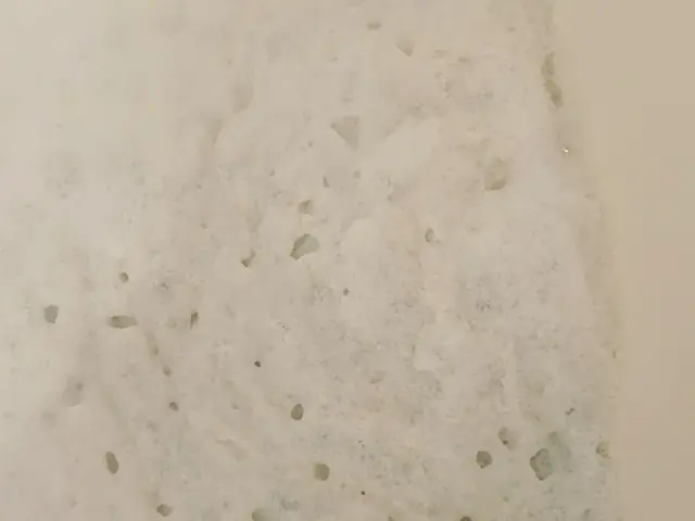 1つ穴の追い焚き配管洗浄。配管内の除菌しませんか?お得なセット価格24000円サービスの画像