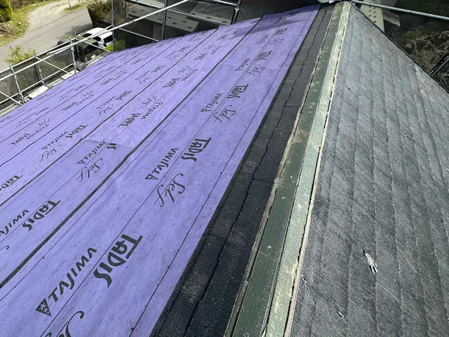 損害保険に加入済み◎仕上がり重視で丁寧に施工！何でも当店へお任せください！サービスの画像