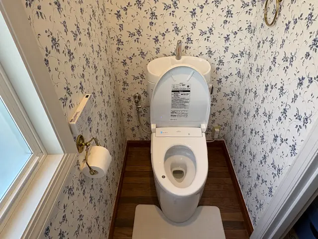 頑固な水垢もプロがきれいに！水回り5点-お風呂・換気扇・トイレ・キッチン・洗面所サービスの画像