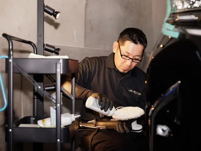 【お客様のお車を心を込めてキレイにコーティングします】☆代車無料☆自社工場完備サービスの画像