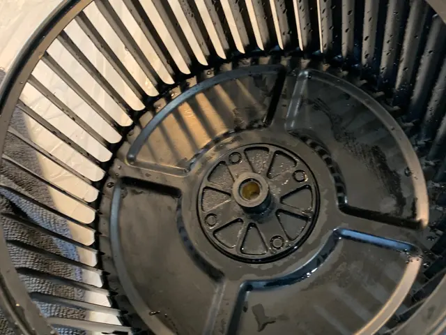 レンジフード　【シロッコファン】しっかり汚れを落としますサービスの画像