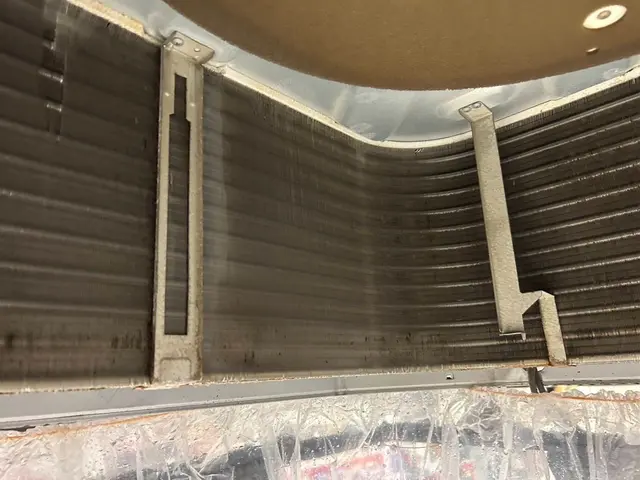 15年の実績！自社スタッフによる丁寧な作業で快適空間を実現サービスの画像