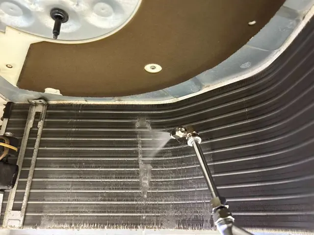 15年の実績！自社スタッフによる丁寧な作業で快適空間を実現サービスの画像