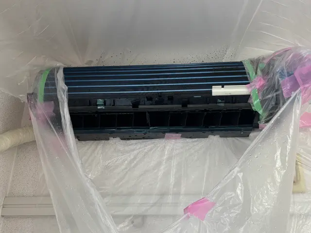 壁掛けエアコンクリーニングサービスの画像