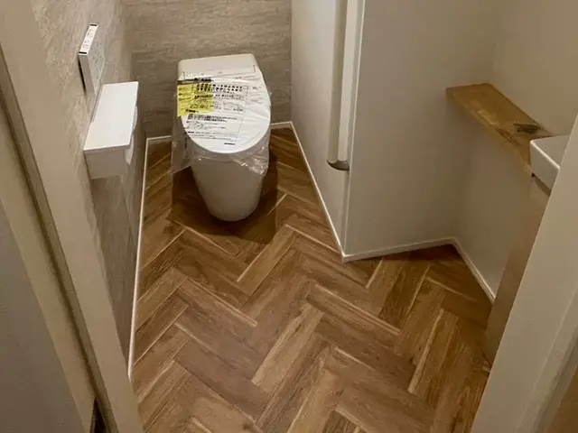 トイレ取替工事サービスの画像