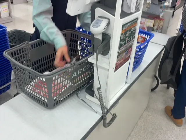 買い物代行/買い物同行/介護有資格者/女性スタッフ/訪問介護経験者/訪問介護サービスの画像