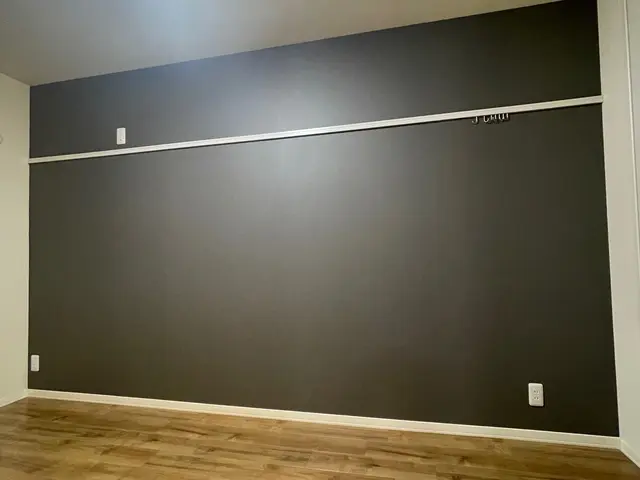 アクセントクロス・剥がせる壁紙のことならぜひ当店におまかせください！！サービスの画像