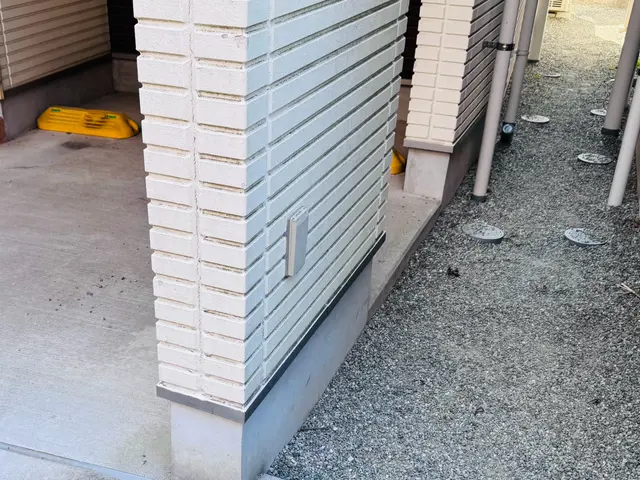 ★屋外防水コンセント交換工事お任せ下さい★ 経年劣化等、割れ、変形　★非喫煙者★サービスの画像