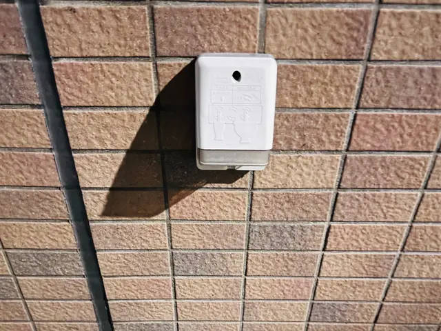 ★屋外防水コンセント交換工事お任せ下さい★ 経年劣化等、割れ、変形　★非喫煙者★サービスの画像