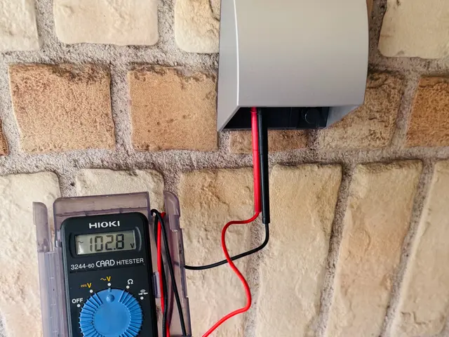 ★屋外防水コンセント交換工事お任せ下さい★ 経年劣化等、割れ、変形　★非喫煙者★サービスの画像