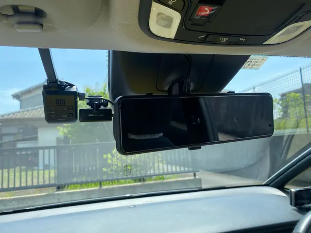 出張ドライブレコーダー取り付けサービスの画像