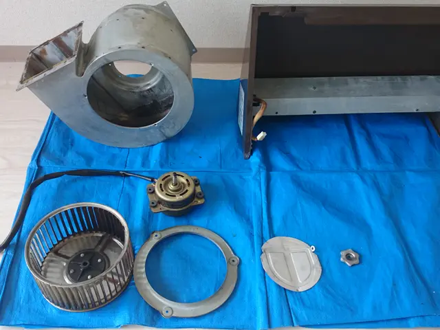 レンジフード（キッチン換気扇）クリーニング13,200円サービスの画像