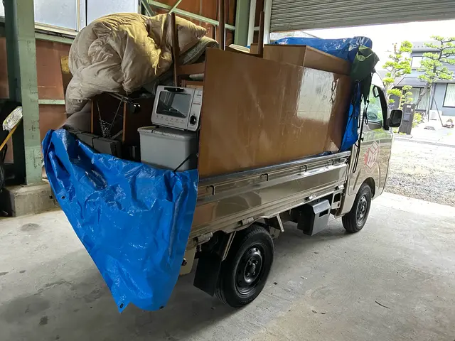 【1周年記念】追加料金なし！軽トラ積み放題！さらに安心の2名スタッフ対応！サービスの画像